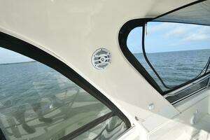 2000 Sea Ray 480 Sedan Bridge thumbnail 17