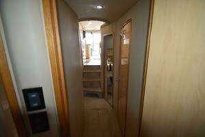2000 Sea Ray 480 Sedan Bridge thumbnail 45