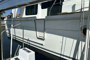 2015 Beneteau Swift Trawler 34 thumbnail 72