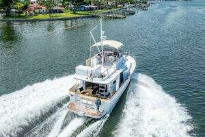 2015 Beneteau Swift Trawler 34 thumbnail 15