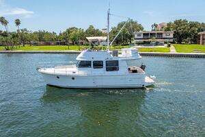 2015 Beneteau Swift Trawler 34 thumbnail 2