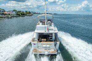 2015 Beneteau Swift Trawler 34 thumbnail 16