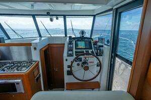 2015 Beneteau Swift Trawler 34 thumbnail 37