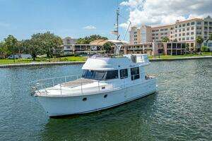 2015 Beneteau Swift Trawler 34 thumbnail 3