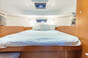 2015 Beneteau Swift Trawler 34 thumbnail 28