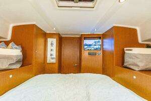 2015 Beneteau Swift Trawler 34 thumbnail 29