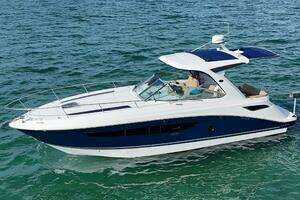 2019 Sea Ray 350 Sundancer thumbnail 1