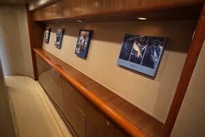 2005 Viking 74 Convertible 'Liquid Gold'