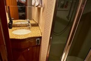 2005 Viking 74 Convertible 'Liquid Gold'