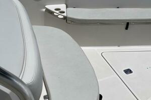 Loco Ono 33ft Pursuit Yacht For Sale