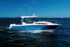 Carpe Diem 2020 Boston Whaler 325 Conquest Yacht For Sale in Fort Myers FL