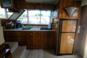 2003 Navigator 3900 Californian thumbnail 3