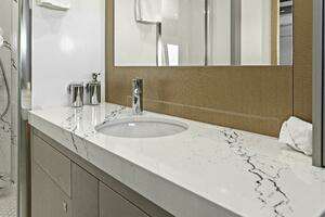 2013 Sunseeker 73 Manhattan thumbnail 93