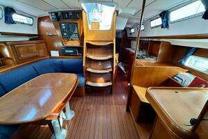 2003 Beneteau thumbnail 29