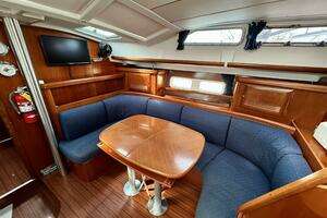 2003 Beneteau thumbnail 31