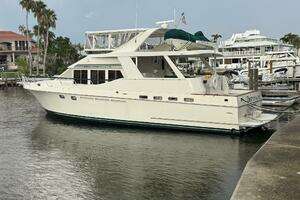 Destination 1995 Ocean Alexander 546 Yacht For Sale in St. Petersburg FL