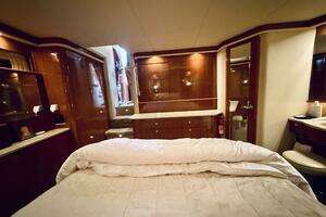 2003 Sea Ray 480 Motor Yacht thumbnail 64