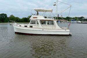 1992 Grand Banks Europa thumbnail 6