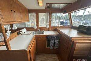 1992 Grand Banks Europa thumbnail 57