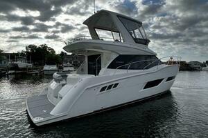 40FT (12.19M) CARVER
