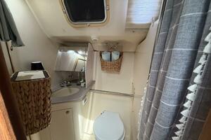 Charley 41ft Hunter Yacht For Sale