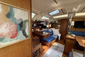 Charley 41ft Hunter Yacht For Sale