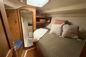 Charley 41ft Hunter Yacht For Sale