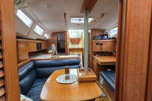 2002 Hunter 356 thumbnail 19