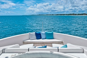 MISS MICHELLE 122ft Horizon Yacht For Sale