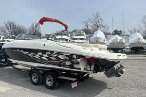 26ft Rinker Yacht For Sale