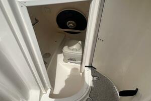 26ft Rinker Yacht For Sale