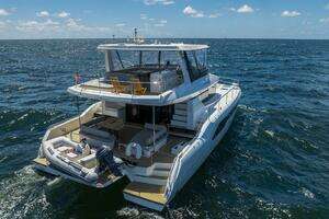 Breathe 2020 Robertson & Caine  Yacht For Sale in Fort Lauderdale FL