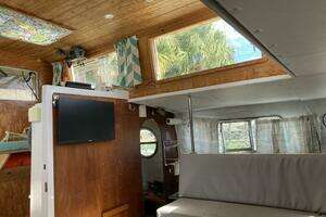 1976 Catalac 9 Meter thumbnail 25