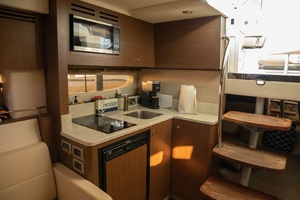 35ft Sea Ray Yacht For Sale