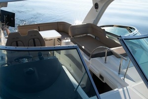 35ft Sea Ray Yacht For Sale