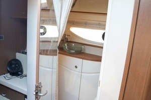 35ft Sea Ray Yacht For Sale