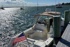 28ft Pursuit Yacht For Sale