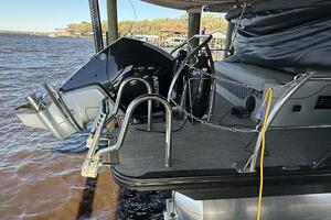 23ft Barletta Yacht For Sale