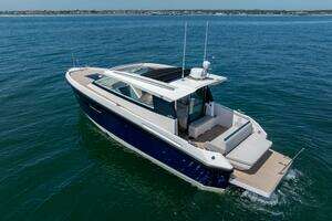 London Calling 2023 Delta Powerboats 33 Coupe Yacht For Sale in Warwick RI