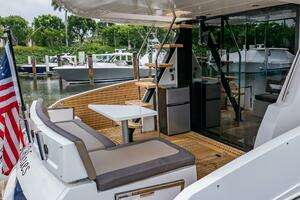 2017 Galeon 510 Skybridge thumbnail 70