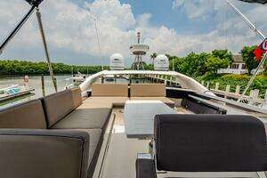 2017 Galeon 510 Skybridge thumbnail 61