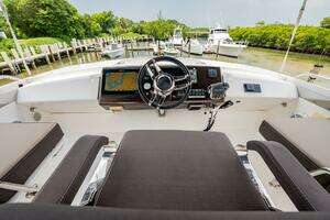 2017 Galeon 510 Skybridge thumbnail 54