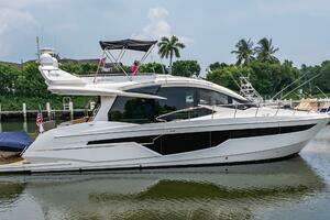 2017 Galeon 510 Skybridge thumbnail 1
