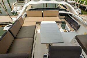 2017 Galeon 510 Skybridge thumbnail 62