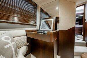 2017 Galeon 510 Skybridge thumbnail 43