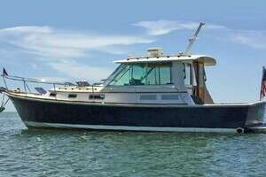 REPETE 2004 Bruckmann Bluestar 38 Yacht For Sale in Marion MA