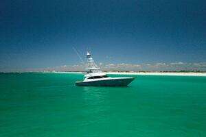 2015 Viking 62 Convertible thumbnail 39