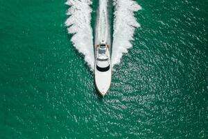 2015 Viking 62 Convertible thumbnail 47
