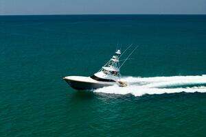 2015 Viking 62 Convertible thumbnail 44