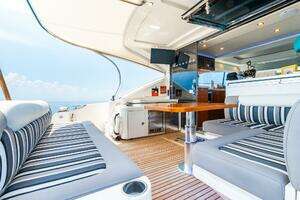 2019 Riviera 4800 Sport Yacht thumbnail 50